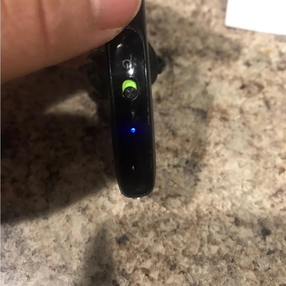 Plantronics Bluetooth - Picture 4 of 7